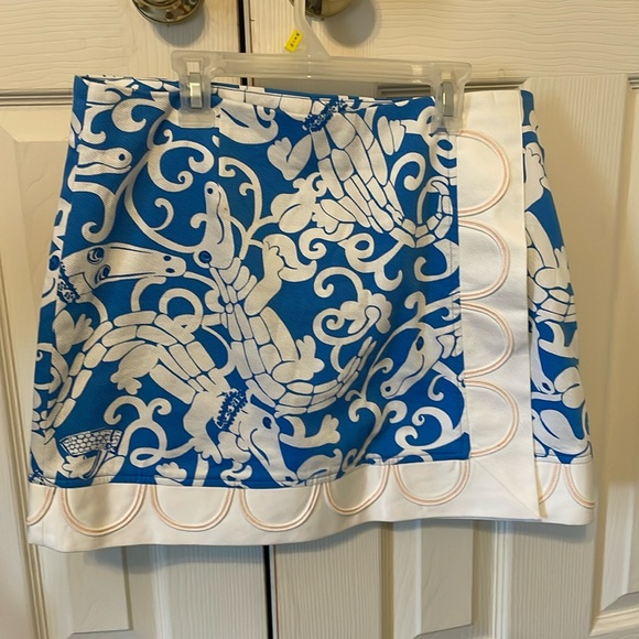 Lilly Pulitzer Pants - Lilly Pulitzer Alligator Skort Size 8